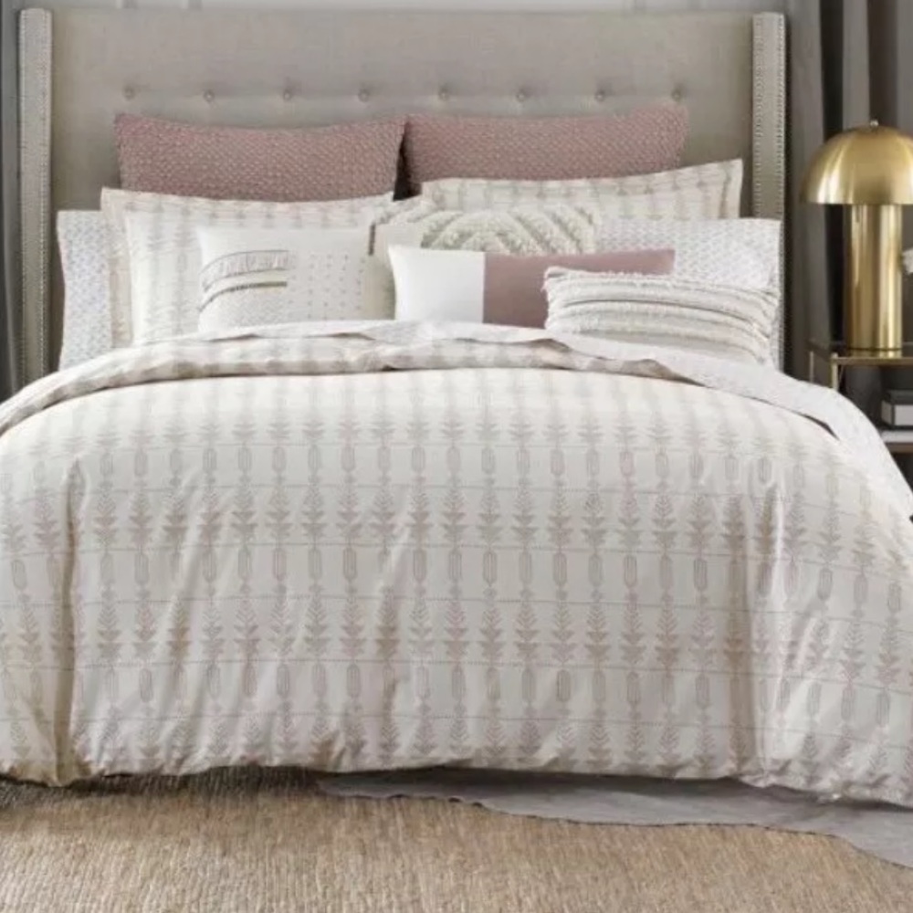 Dwell Studio Farrah Full Queen Duvet CoveChampagne